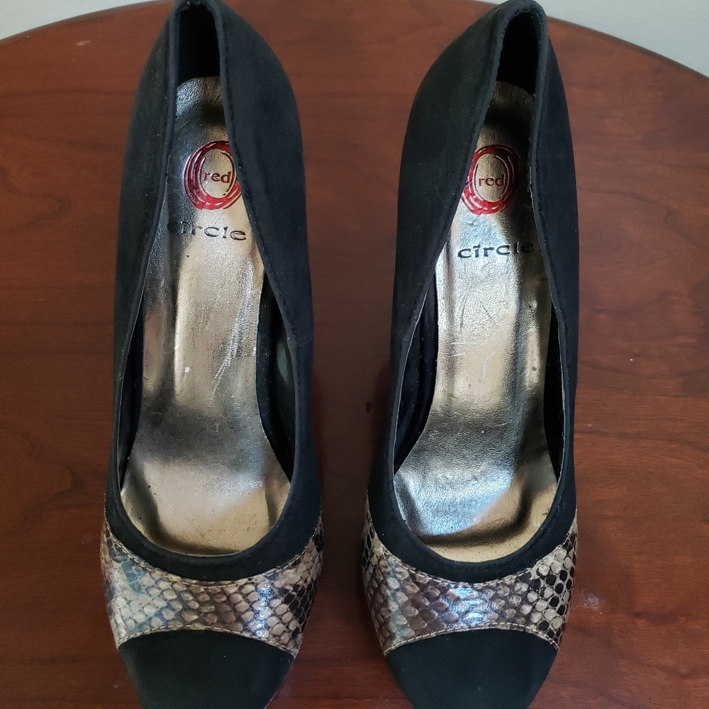 Red Circle Black Snake Print Platform Block Heels - image 5